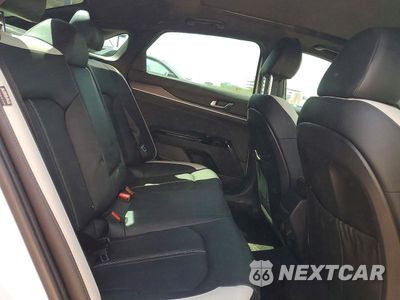 Zdjęcie 10 z 13 samochodu: 2025 KIA K5 GT LINE VIN:KNAG64J78S5379638 - miniatura
