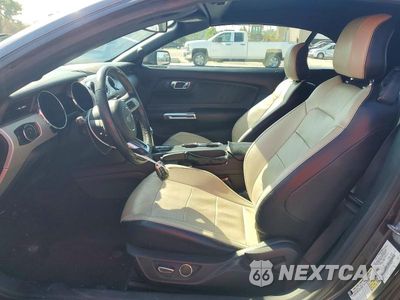 Zdjęcie 7 z 12 samochodu: 2017 FORD MUSTANG VIN:1FATP8UH2H5296019 - miniatura