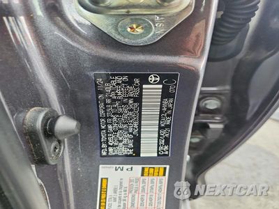 Zdjęcie 12 z 12 samochodu: 2025 TOYOTA COROLLA XSE VIN:JTNC4MBE0S3242298 - miniatura