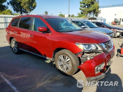 Czwarte zdjęcie samochodu z boku: 2018 NISSAN PATHFINDER S VIN:5N1DR2MN4JC637834 - miniatura