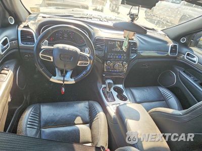 Zdjęcie 8 z 12 samochodu: 2021 JEEP GRAND CHEROKEE TRACKHAWK VIN:1C4RJFN94MC890490 - miniatura
