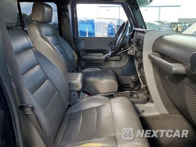 Zdjęcie 7 z 12 samochodu: 2007 JEEP WRANGLER SAHARA VIN:1J4GB59187L136381 - miniatura