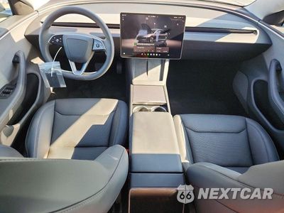Zdjęcie 8 z 12 samochodu: 2025 TESLA MODEL 3 VIN:5YJ3E1EA5SF040147 - miniatura