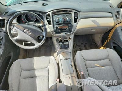 Zdjęcie 8 z 12 samochodu: 2003 TOYOTA HIGHLANDER LIMITED VIN:JTEHF21A530105864 - miniatura