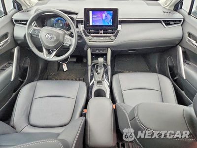 Zdjęcie 8 z 13 samochodu: 2024 TOYOTA COROLLA CROSS XLE VIN:7MUDAABG3RV091845 - miniatura