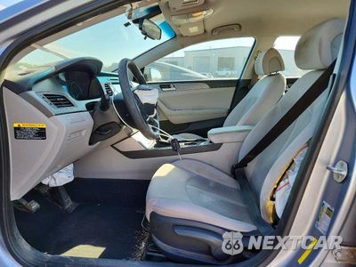 Zdjęcie 7 z 12 samochodu: 2016 HYUNDAI SONATA SE VIN:5NPE24AF7GH363242 - miniatura