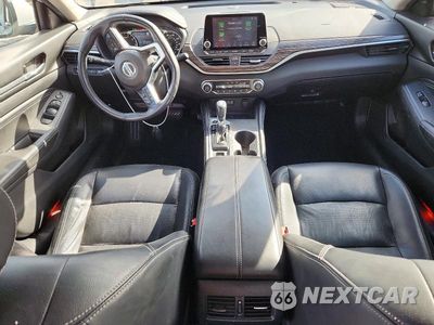 Zdjęcie 8 z 13 samochodu: 2019 NISSAN ALTIMA SL VIN:1N4BL4EV2KC217715 - miniatura