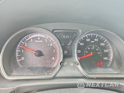 Zdjęcie 9 z 13 samochodu: 2016 NISSAN VERSA 1.6 SV VIN:3N1CN7AP9GL805840 - miniatura