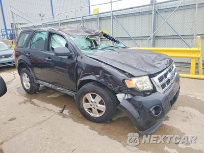 Czwarte zdjęcie samochodu z boku: 2011 FORD ESCAPE XLS VIN:1FMCU0C76BKC61582 - miniatura
