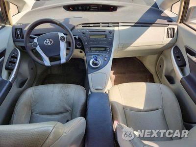 Zdjęcie 8 z 12 samochodu: 2010 TOYOTA PRIUS IV VIN:JTDKN3DU7A0140783 - miniatura