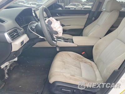 Zdjęcie 7 z 12 samochodu: 2019 HONDA ACCORD EX VIN:1HGCV1F41KA105899 - miniatura