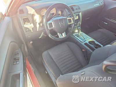 Zdjęcie 8 z 12 samochodu: 2012 DODGE CHALLENGER SXT VIN:2C3CDYAG8CH233155 - miniatura