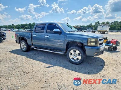 Czwarte zdjęcie samochodu z boku: 2008 CHEVROLET SILVERADO K1500 VIN:2GCEK13M181230554 - miniatura