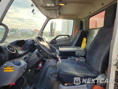 Zdjęcie 7 z 12 samochodu: 2018 HINO 195 BOX TRUCK VIN:JHHSDM2H9JK006261 - miniatura