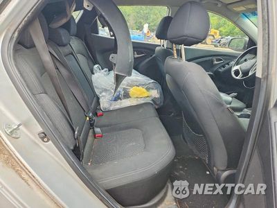 Zdjęcie 11 z 14 samochodu: 2010 HYUNDAI TUCSON GLS VIN:KM8JT3AC8AU061656 - miniatura