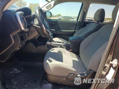 Zdjęcie 7 z 12 samochodu: 2016 TOYOTA TACOMA SR5 V6 VIN:3TMAZ5CN7GM015391 - miniatura