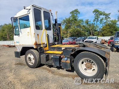 Drugie zdjęcie samochodu z przodu: 2021 KALMAR OTTAWA T2 YARD TRUCK VIN:11VJ813A1MA000215 - miniatura