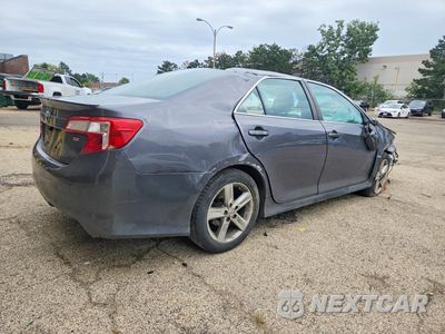 Trzecie zdjęcie samochodu z tyłu: 2014 TOYOTA CAMRY SE VIN:4T1BF1FK9EU746027 - miniatura