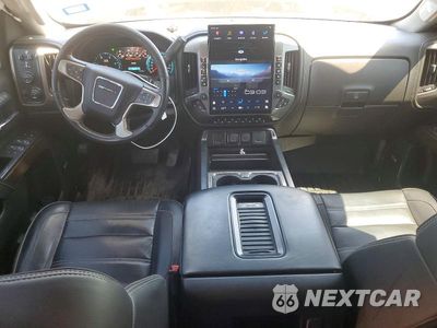 Zdjęcie 8 z 13 samochodu: 2019 GMC SIERRA K2500 DENALI VIN:1GT12SEY6KF128011 - miniatura