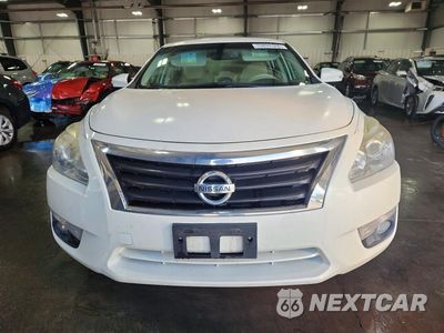 Piąte zdjęcie samochodu w środku: 2015 NISSAN ALTIMA 2.5 SV VIN:1N4AL3AP6FC569067 - miniatura