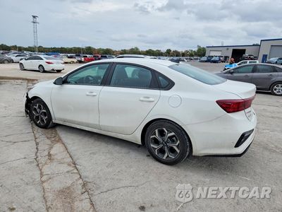 Drugie zdjęcie samochodu z przodu: 2021 KIA FORTE LXS VIN:3KPF24AD4ME409077 - miniatura