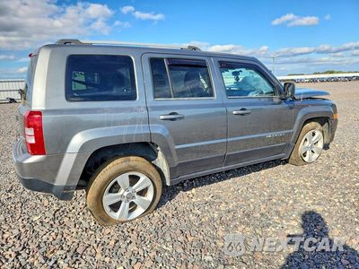Trzecie zdjęcie samochodu z tyłu: 2013 JEEP PATRIOT LIMITED VIN:1C4NJRCB1DD249720 - miniatura