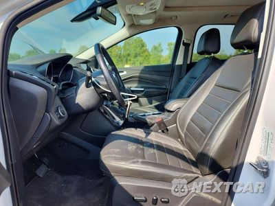 Zdjęcie 7 z 14 samochodu: 2016 FORD ESCAPE TITANIUM VIN:1FMCU9J91GUB11058 - miniatura