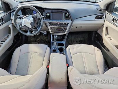 Zdjęcie 8 z 12 samochodu: 2016 HYUNDAI SONATA SE VIN:5NPE24AF0GH375538 - miniatura