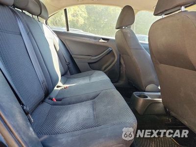 Zdjęcie 10 z 12 samochodu: 2011 VOLKSWAGEN JETTA BASE VIN:3VW2K7AJ8BM362030 - miniatura