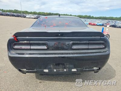 Zdjęcie 6 z 12 samochodu: 2018 DODGE CHALLENGER SXT VIN:2C3CDZAG1JH339689 - miniatura