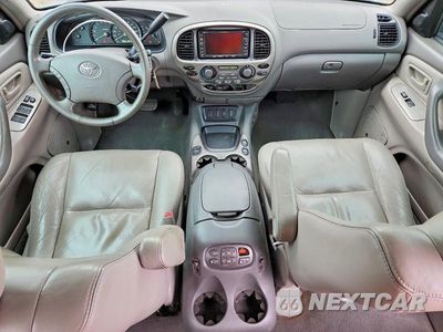 Zdjęcie 8 z 13 samochodu: 2007 TOYOTA SEQUOIA LIMITED VIN:5TDBT48A17S278739 - miniatura