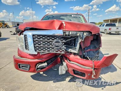 Piąte zdjęcie samochodu w środku: 2018 NISSAN TITAN SV VIN:1N6AA1E57JN539728 - miniatura