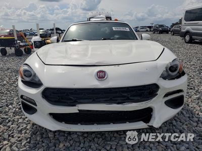 Piąte zdjęcie samochodu w środku: 2018 FIAT 124 SPIDER CLASSICA VIN:JC1NFAEK0J0134445 - miniatura