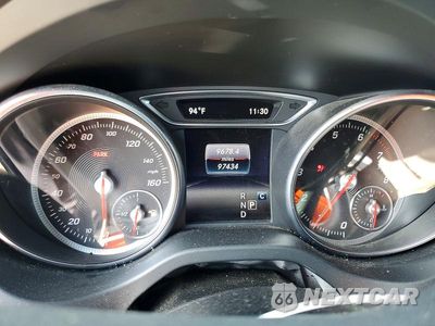 Zdjęcie 9 z 12 samochodu: 2019 MERCEDES-BENZ CLA 250 VIN:WDDSJ4EB2KN711685 - miniatura