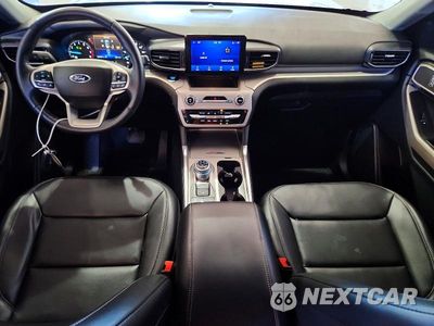 Zdjęcie 8 z 13 samochodu: 2023 FORD EXPLORER VIN:1FMSK8DH0PGC04716 - miniatura
