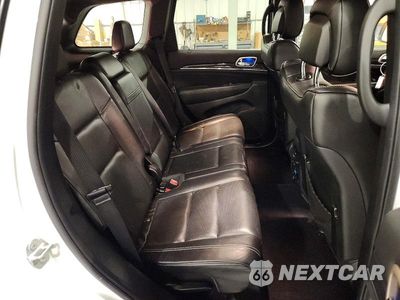 Zdjęcie 11 z 14 samochodu: 2017 JEEP GRAND CHEROKEE OVERLAND VIN:1C4RJFCG3HC815447 - miniatura