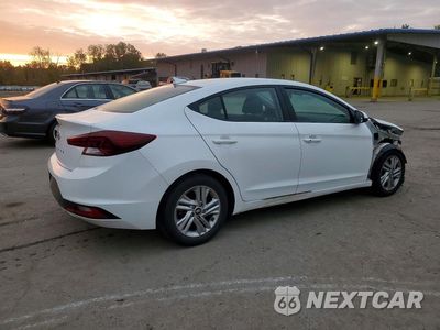 Trzecie zdjęcie samochodu z tyłu: 2020 HYUNDAI ELANTRA VALUE EDITION VIN:5NPD84LF4LH619225 - miniatura