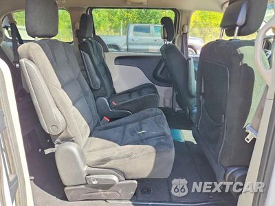 Zdjęcie 11 z 13 samochodu: 2016 DODGE GRAND CARAVAN SE VIN:2C4RDGBG8GR168340 - miniatura
