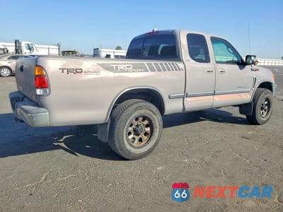 Trzecie zdjęcie samochodu z tyłu: 2001 TOYOTA TUNDRA SR5 VIN:5TBRT34131S202423 - miniatura