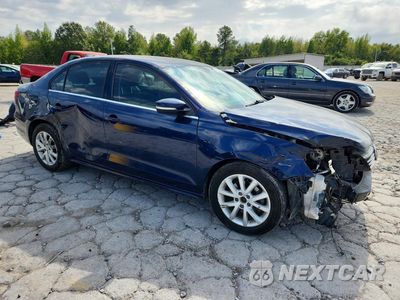 Czwarte zdjęcie samochodu z boku: 2013 VOLKSWAGEN JETTA SE VIN:3VWDX7AJ3DM450318 - miniatura