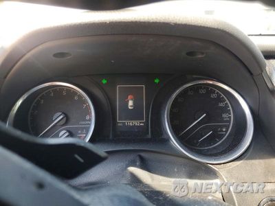 Zdjęcie 9 z 12 samochodu: 2018 TOYOTA CAMRY SE VIN:4T1B11HK2JU652951 - miniatura