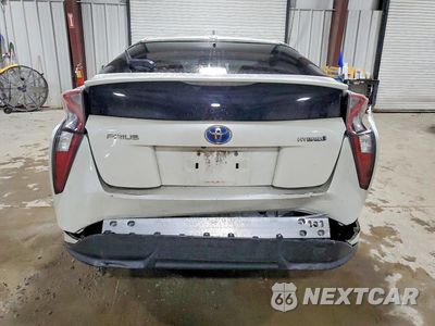 Zdjęcie 6 z 13 samochodu: 2016 TOYOTA PRIUS THREE TOURING VIN:JTDKARFU1G3520947 - miniatura