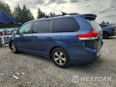 Drugie zdjęcie samochodu z przodu: 2014 TOYOTA SIENNA LE VIN:5TDKK3DC9ES517536 - miniatura