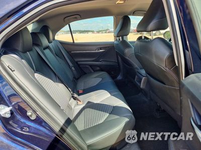 Zdjęcie 10 z 13 samochodu: 2022 TOYOTA CAMRY HYBRID SE VIN:4T1G31AK7NU043435 - miniatura