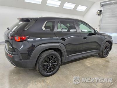 Trzecie zdjęcie samochodu z tyłu: 2025 MAZDA CX-50 PREFERRED VIN:7MMVABBM5SN300394 - miniatura