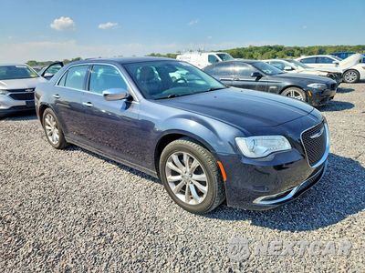 Czwarte zdjęcie samochodu z boku: 2018 CHRYSLER 300 LIMITED VIN:2C3CCAKG4JH160503 - miniatura