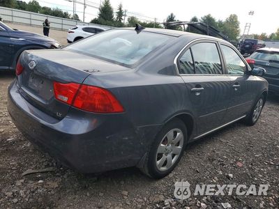 Trzecie zdjęcie samochodu z tyłu: 2009 KIA OPTIMA LX VIN:KNAGE228295337605 - miniatura