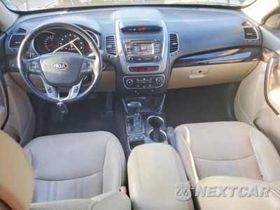 Zdjęcie 8 z 13 samochodu: 2014 KIA SORENTO EX VIN:5XYKUDA75EG542552 - miniatura