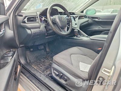 Zdjęcie 8 z 12 samochodu: 2018 TOYOTA CAMRY LE VIN:4T1B11HK0JU647487 - miniatura