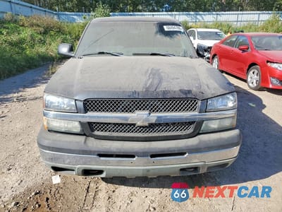 Piąte zdjęcie samochodu w środku: 2005 CHEVROLET SILVERADO C1500 VIN:1GCEC19Z55Z226901 - miniatura